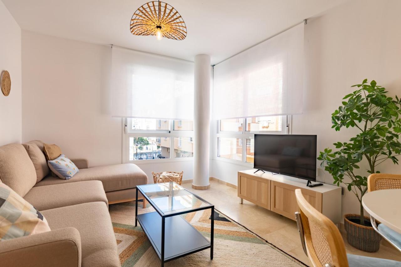 Teatro Suites Malaga City Flat Buitenkant foto