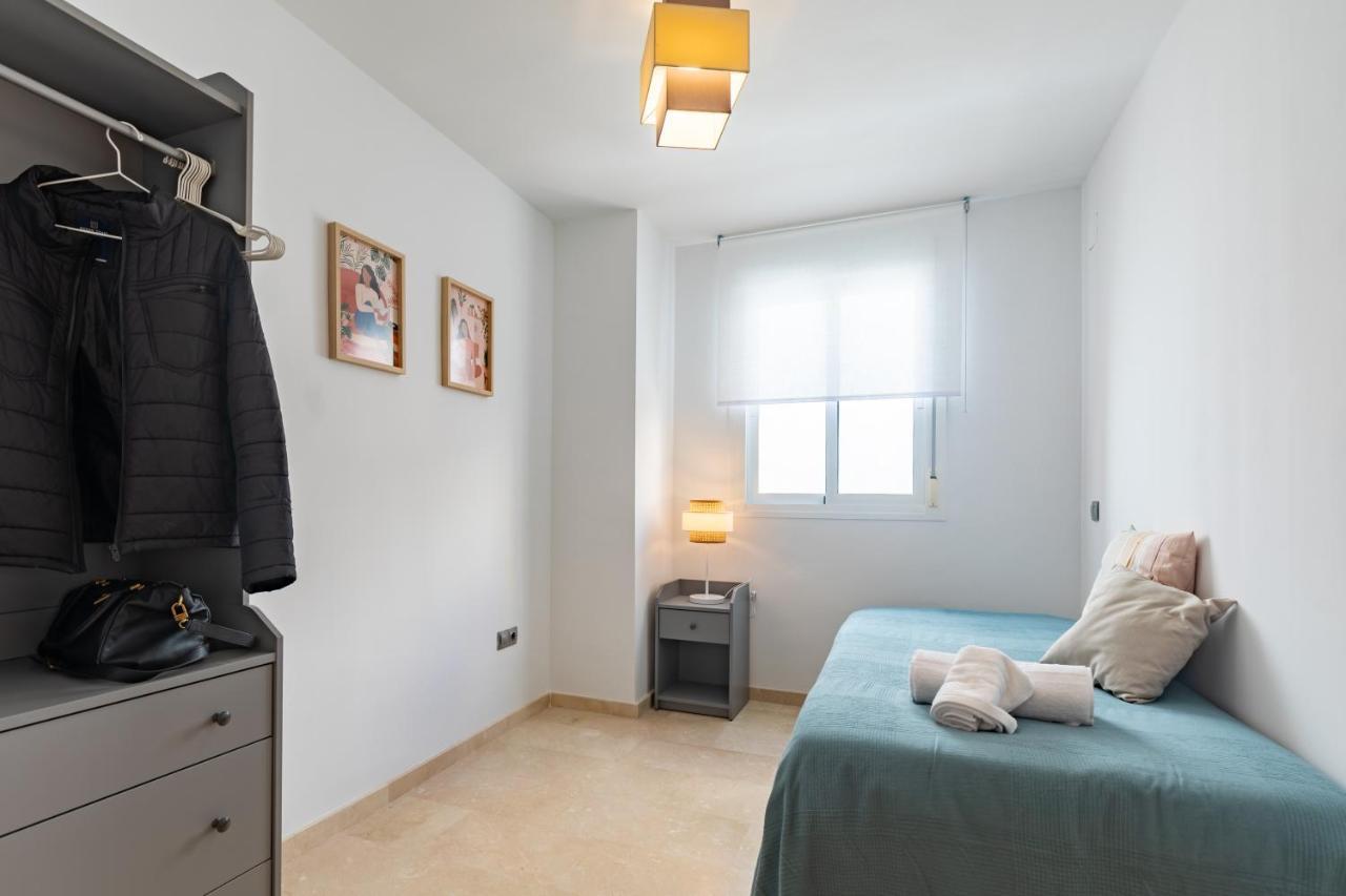 Teatro Suites Malaga City Flat Buitenkant foto