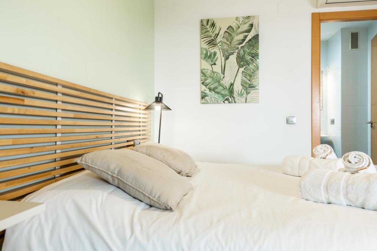 Teatro Suites Malaga City Flat Buitenkant foto