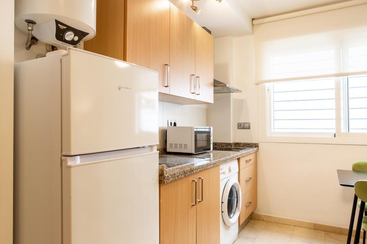 Teatro Suites Malaga City Flat Buitenkant foto