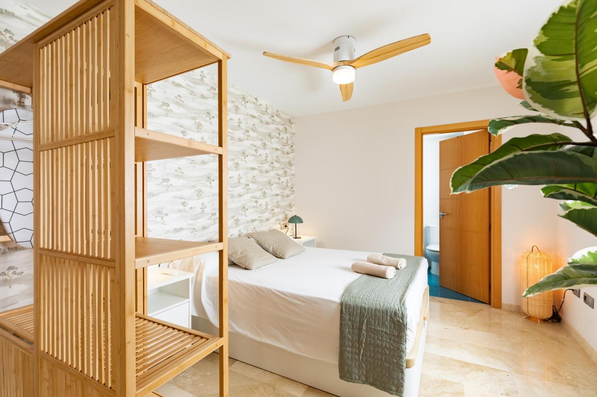 Teatro Suites Malaga City Flat Buitenkant foto