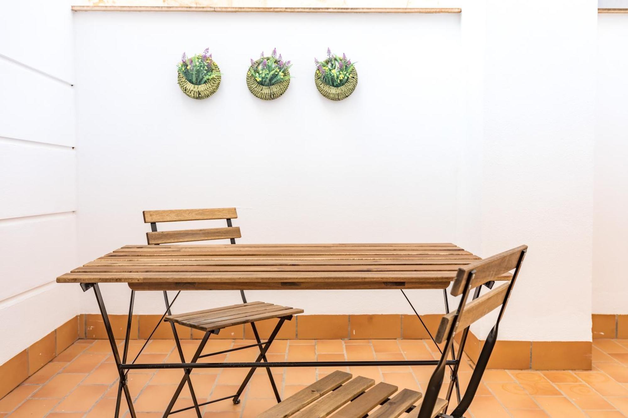 Teatro Suites Malaga City Flat Buitenkant foto