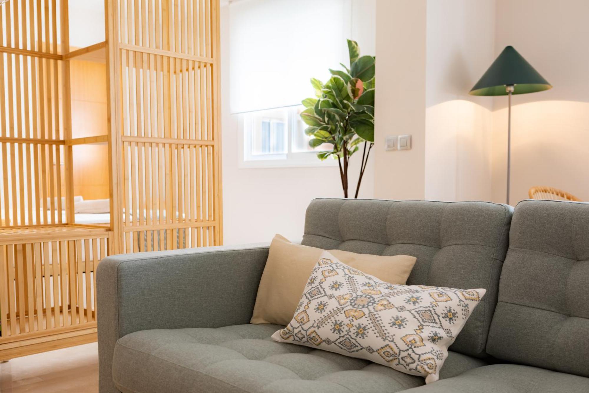 Teatro Suites Malaga City Flat Buitenkant foto