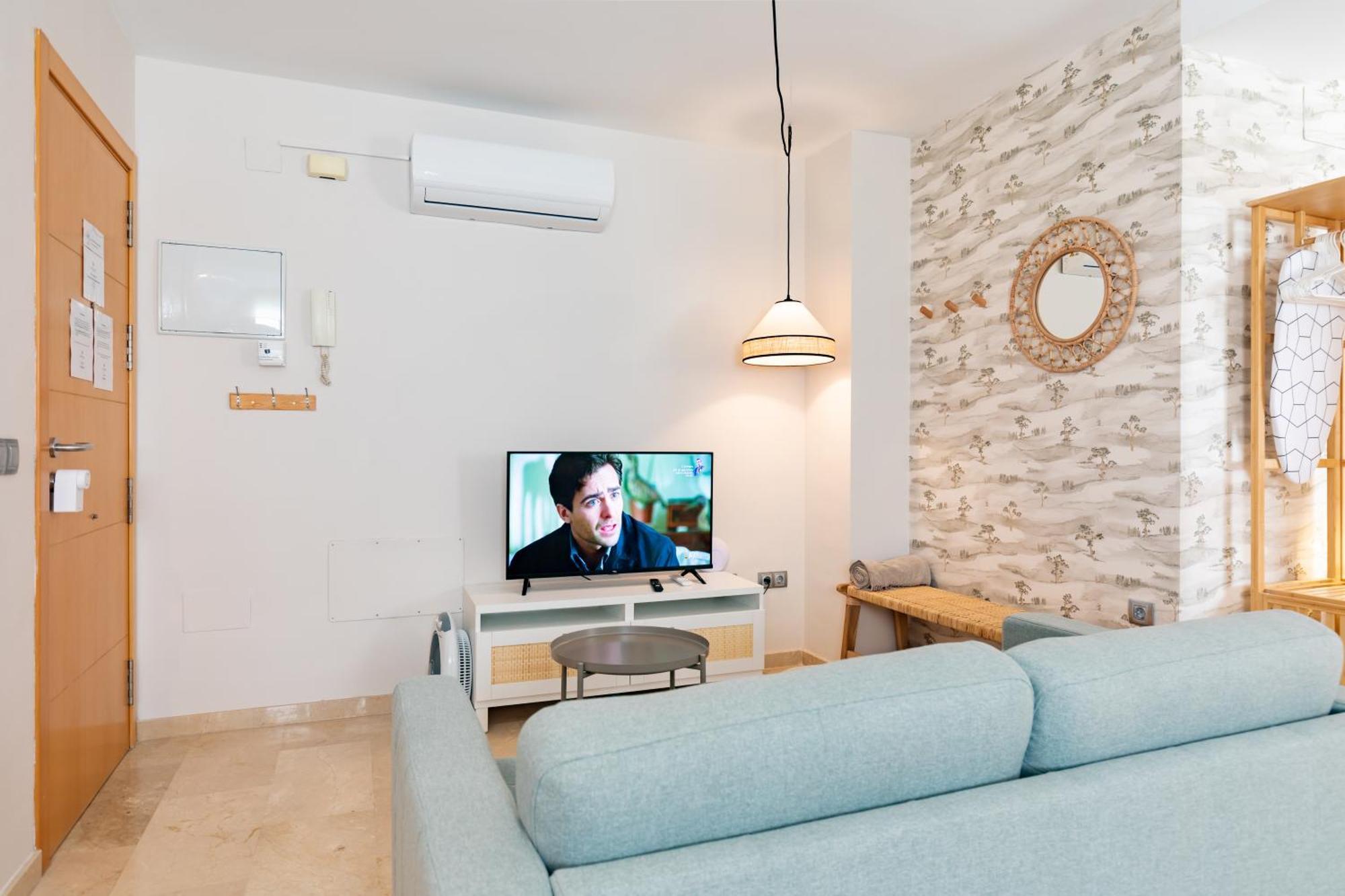 Teatro Suites Malaga City Flat Buitenkant foto